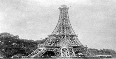 √ Sejarah Menara Eiffel Izbio