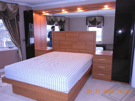 Pier Wall Bed With Mirrored Headboard Wall Contemporary Bedroom