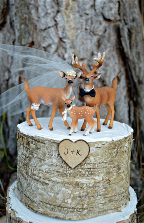 Wedding cake toppers of ursula stanhope and lyle van degroot appear in george of the jungle on a wedding cake. Deer Family Wedding Cake Topper-Camouflage-buck-doe-family ...