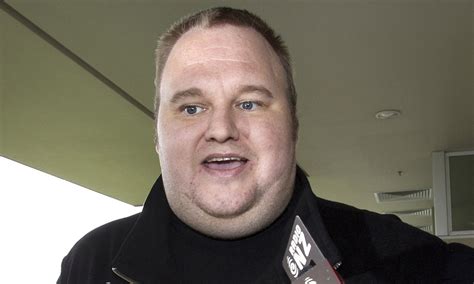 Kim Dotcom Extradition Us Prosecutors File For Extradition Of Megaupload Boss Daily Mail Online