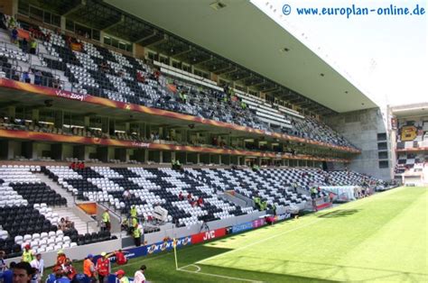Er wurde 1903 gegründet und ist in boavista, einem stadtteil von porto, beheimatet. Estádio do Bessa Século XXI - Stadion in Porto