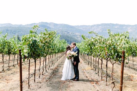 Helena, california cozy napa valley charm, $$ (average $199) napa valley is not one to hide its riches. Napa Valley vineyard elopement. Harvest Inn. | Wine ...