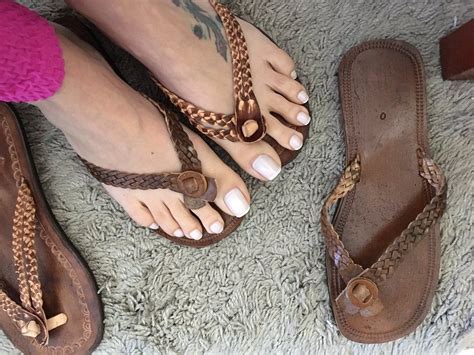 goddess grazi goddessgrazi twitter women s feet sexy feet womens flip flop