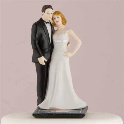 bride and groom cake topper 13 danes bakery