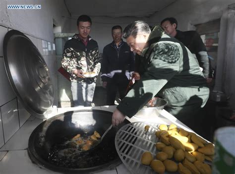 Xi Pushes Poverty Alleviation Cn