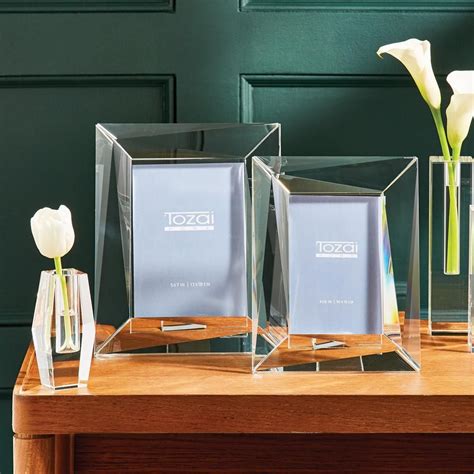 two s company clear crystal glass picture frames in t box includes 2 sizes 4 in x 6 in and