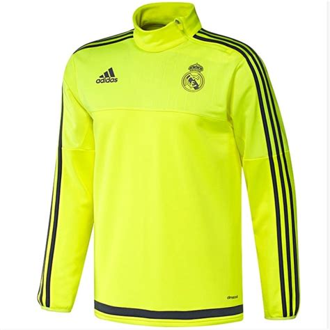 Der clubname real madrid befindet sich ebenfalls auf der rückseite. Real Madrid tech trainingsanzug 2015/16 fluo - Adidas ...
