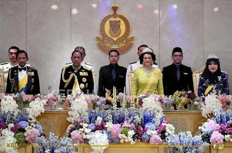 Check spelling or type a new query. Sultan Brunei dan Raja-Raja Melayu Diraikan Dalam Santapan ...