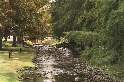 Check spelling or type a new query. Fall Foliage in Tahlequah: Locations, Attractions, TIme of ...