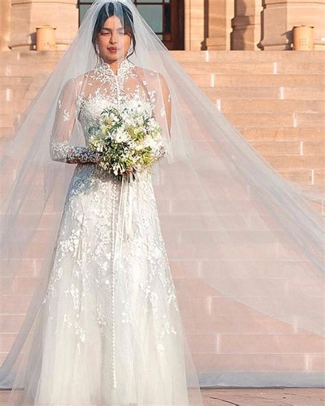 Great Celebrity Best Wedding Dresses Of The Decade Don T Miss Out Romanticwedding1