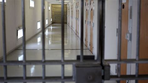 Australias Audacious Prison Breaks Bbc News