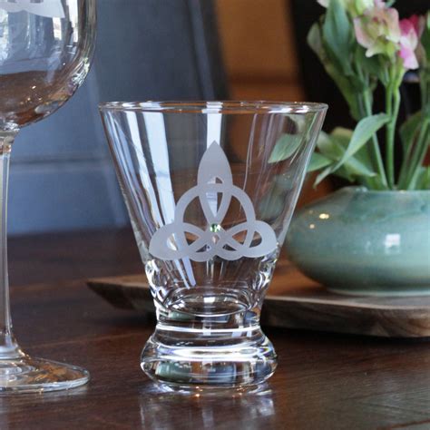 Trinity Knot Modern Cocktail Glasses Healy Glass Artistry