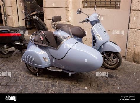 Vespa With Sidecar Hi Res Stock Photography And Images Alamy