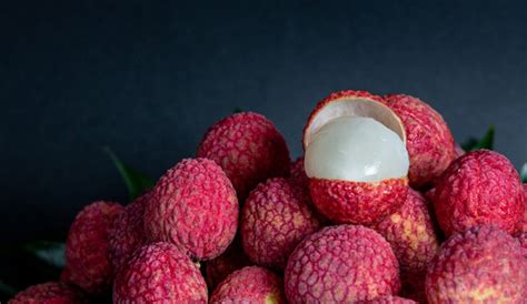 side effects of litchi in hindi these people avoid lychee it is dangerous for health इन लोगों