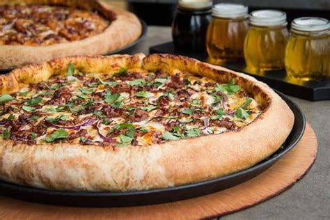 The Best Pizza In San Diego Reviewed 2023 Updated