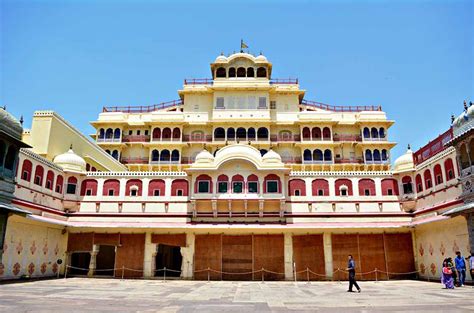 Get great savings on your reservation. You can now live at The Jaipur City palace! | Travelplanet