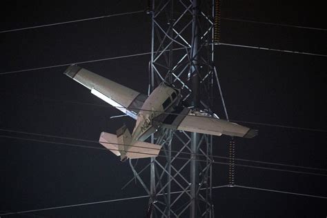 2 Rescued After Plane Hits Transmission Tower In Maryland The Independent