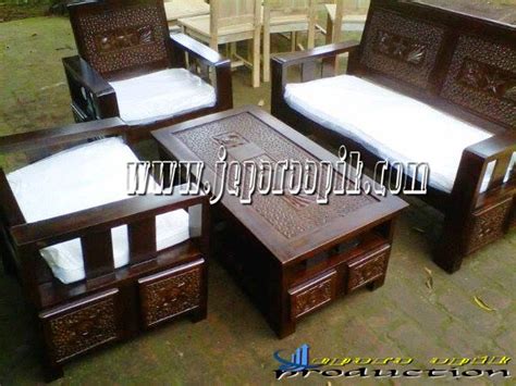 Walaupun pekerjaan mendesain minimalis terlihat mudah dan simpel, namun, ternyata tidak. Kursi Tamu Minimalis Terbaru ~ Ukir Mebel Jepara