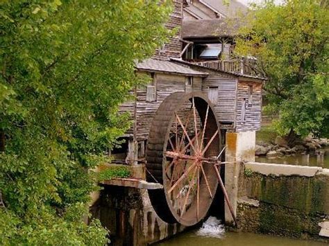 Great Water Wheel Grist Mill Old Grist Mill Medieval Pigeon River