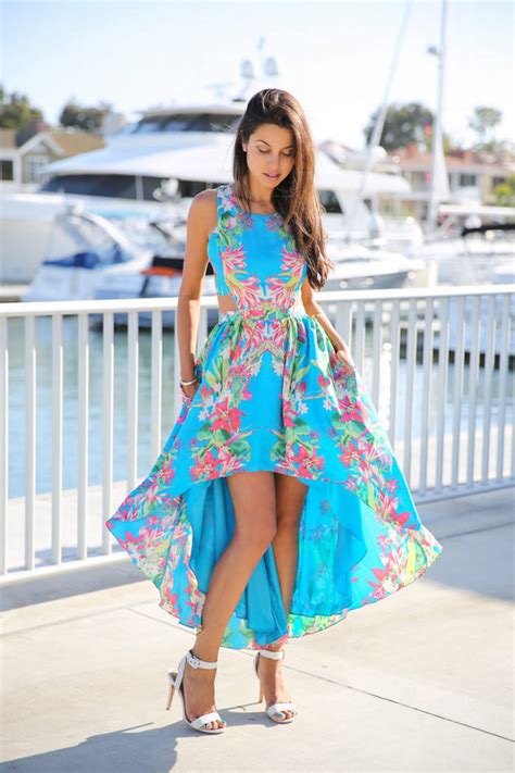 A Floral Dress Is A Must Have For Spring