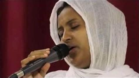 Ethiopian Orthodox Mezmur Zemarit Zerfe Kebede ዛሬስ ለየት ይላል Youtube