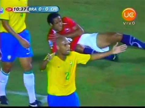 Brazil topped group b with 3 wins and one draw, meanwhile, chile finished 4th with one win, two draws and one defeat. BRASIL VS CHILE- CLASIFICATORIAS SUDÁFRICA 2010 - YouTube