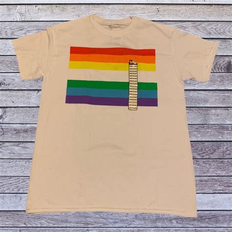 Hot Topic Shirts Rainbows Gay And So Am I Queer Pride Flag Lgbtq