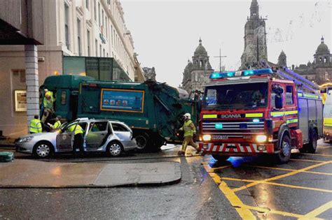 Glasgow Bin Lorry Crash Driver To Face Charges Daily Star