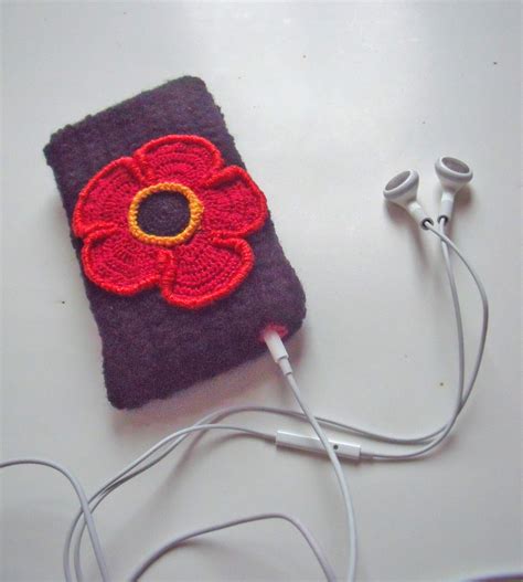 Crochet iPhone case
