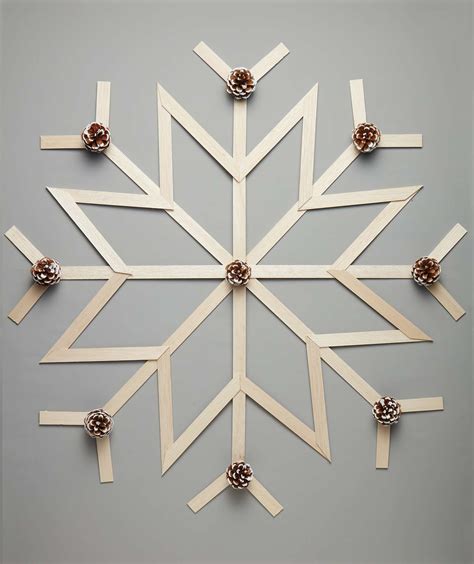 8 Homemade Snowflake Decorations Or Snowflake Crafts That Go Beyond