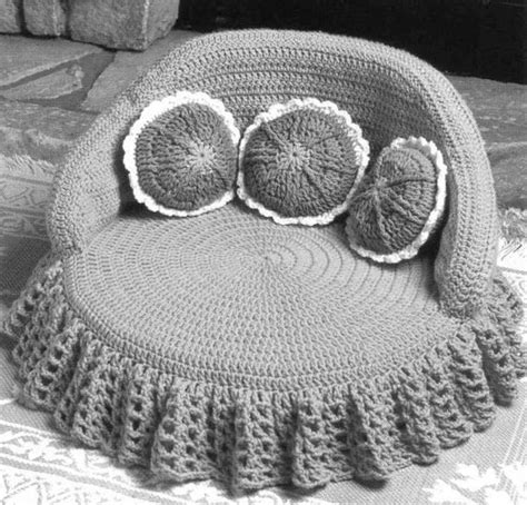 Free crochet cat bed pattern by dabblesandbabbles. PATTERNS FOR CROCHET PET BED - Easy Crochet Patterns