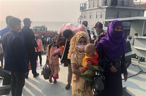 Un Seeks Access To Bangladesh S Rohingya Refugee Island Daily Sabah
