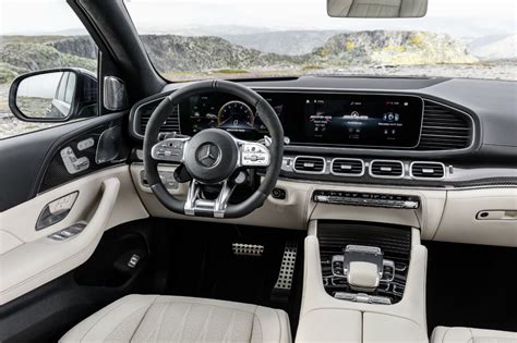 The gls63 will share space at mercedes's los angeles show stand with another new 63. Mercedes GLE 63 S AMG (2020) : avec un V8 de 612 ch - Photo #5 - L'argus