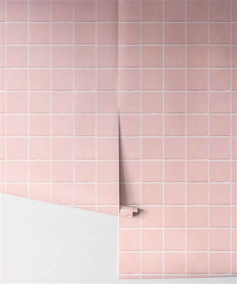 Is this pink bathroom tile or a stylish (wallpaper) pretender