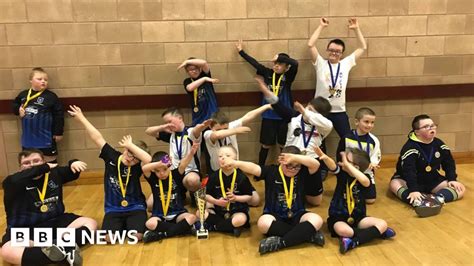 Oxford Bulls Downs Syndrome Team Plays First Match Bbc News