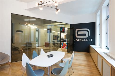 A Quick Look Inside Gamelofts New London Hq Officelovin
