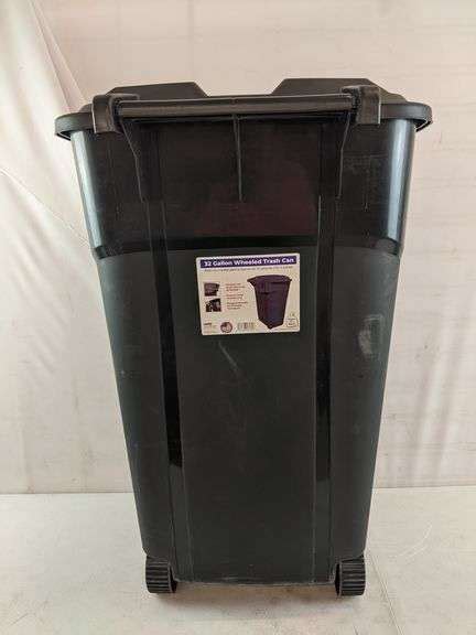 United Solutions 32 Gallon Wheeled Trash Can Black With Lid Dutch Goat