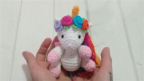 Pequeño Bebe Unicornio O Pegaso Amigurumi Tejido A Crochet Youtube