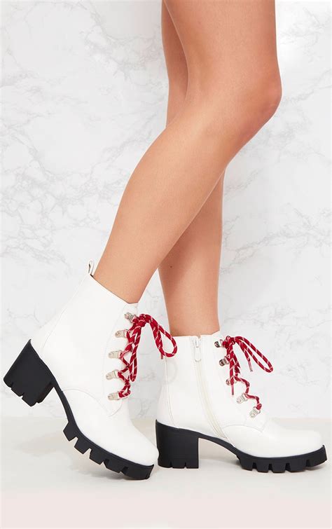 white chunky contrast lace up hiker boot prettylittlething