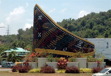 Sarawak mempunyai cara unik untuk menyambut sikap perpaduan yang sudah menjadi tunjang kepada bangsa malaysia hari ini. Tempat Menarik Di Sabah Sarawak Dan Semenanjung Malaysia ...