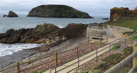 Harris beach state park has year round camping (60 tent sites and 6 yurts) on the oregon coast and can be hard to beat when it comes to dramatic and iconic views. Harris Beach State Park - Oregon State Parks and Recreation