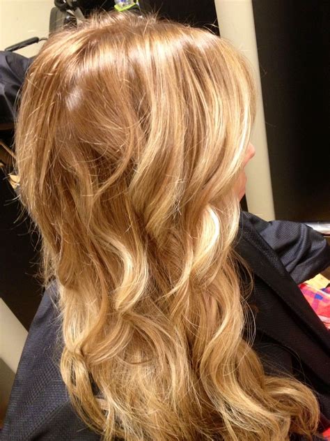 Natural Dirty Blonde Hair With Highlights And Lowlights - Caramel Highlights On Dirty Blonde Hair