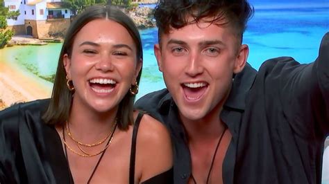 Mitchell Eliot And Phoebe Spiller Is The Love Island Australia Duo Still Together