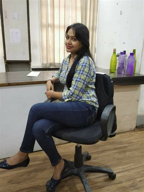 Desi Office Girl Ebony Beauty Style Girl