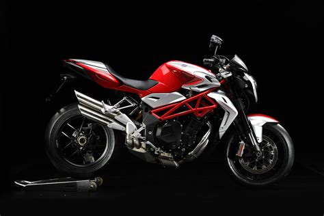 Purchase a 2011 1090r brutale last february when snow finaly melted, my bike ran fine for.100 km. MV AGUSTA Brutale 1090 RR specs - 2011, 2012 - autoevolution