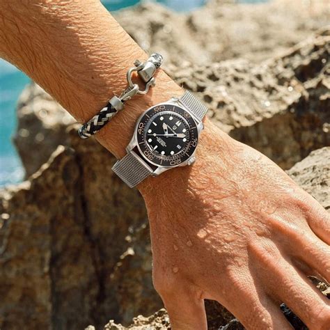 Pagani Design Pd 1667 Waterproof Wristwatch Shock Resistant Genuine
