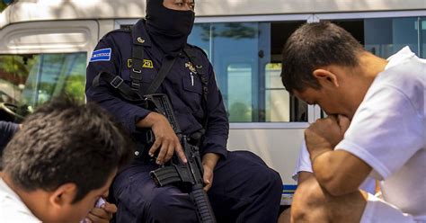 kriminalität seit ende märz 55 000 bandenmitglieder in el salvador festgenommen blue news