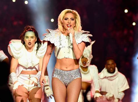 Lady Gaga Body Shamed During Super Bowl Popsugar Fitness