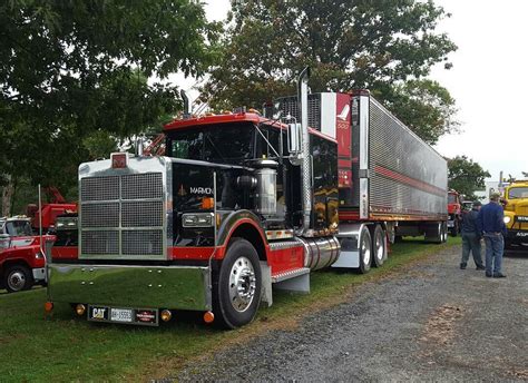 Marmon Custom With Matchin Reefer Más Big Ford Trucks Big Rig Trucks