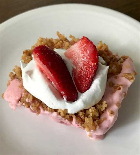 Frosty Strawberry Squares Recipe Cookie Madness